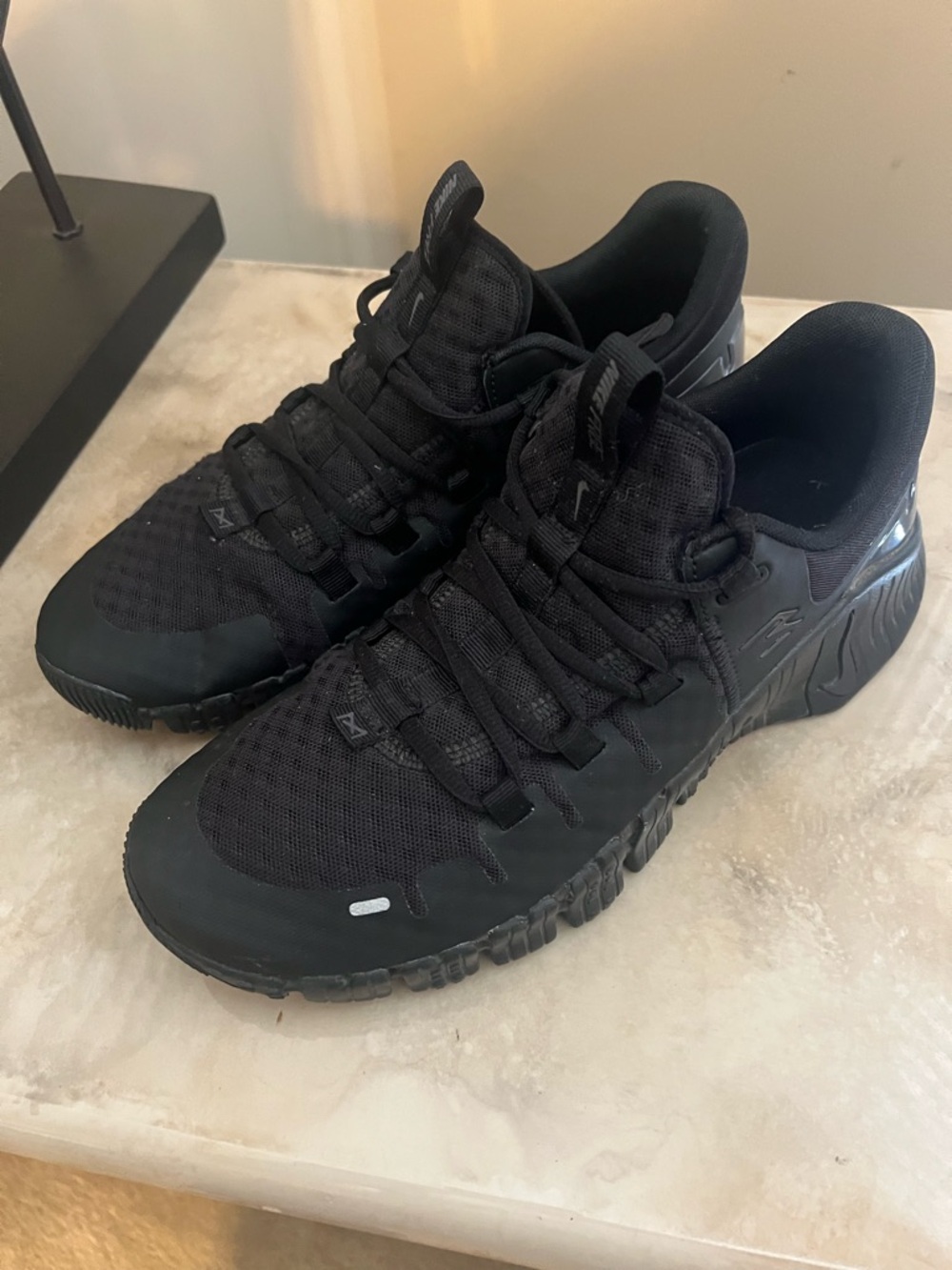 Nike Black Mesh Trainer Sneakers - Picture 5 of 5
